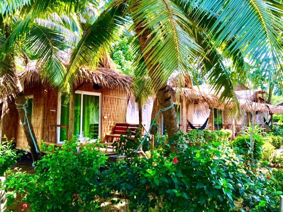 Mook Montra Resort Sea Front Koh Mook Exterior photo